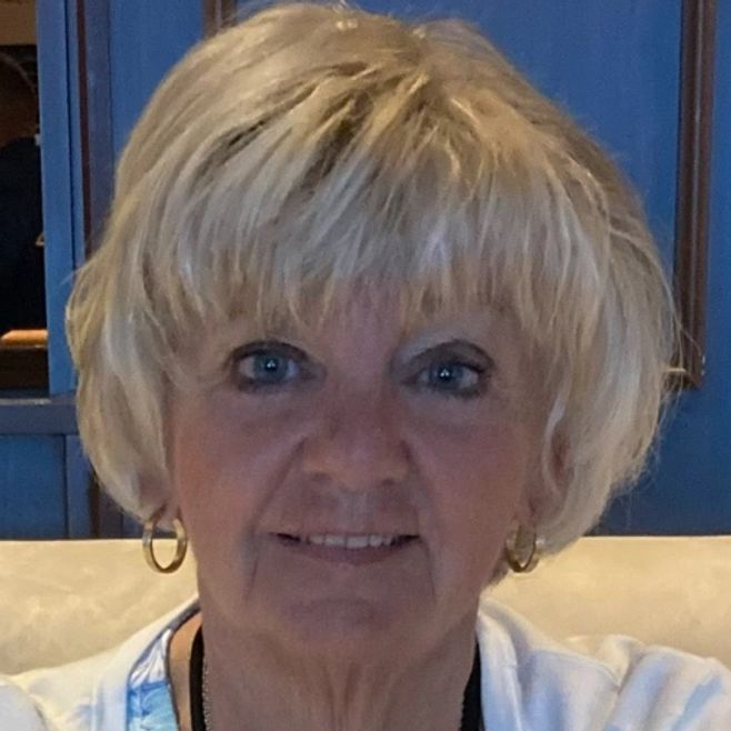 Carol Leach